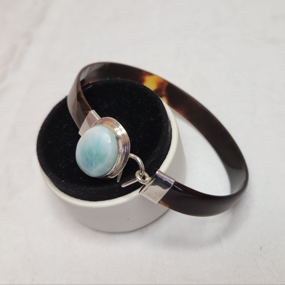 Sterling Silver Larimar Shell Bracelet - Picture 3 of 14